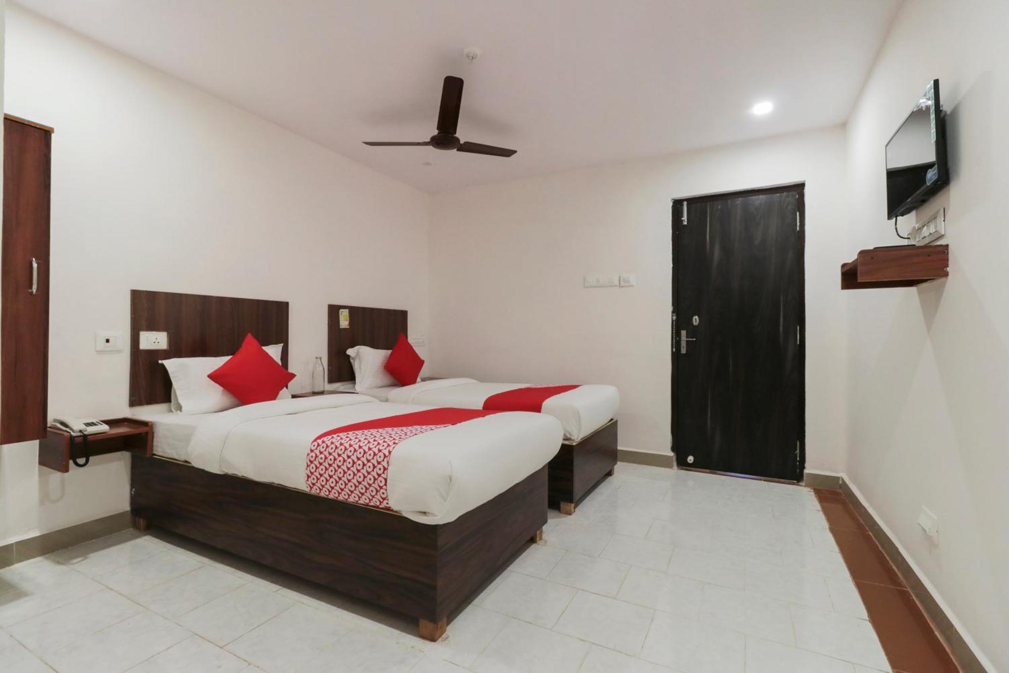Hotel O Akshaya Elite Vijayawāda Exterior photo