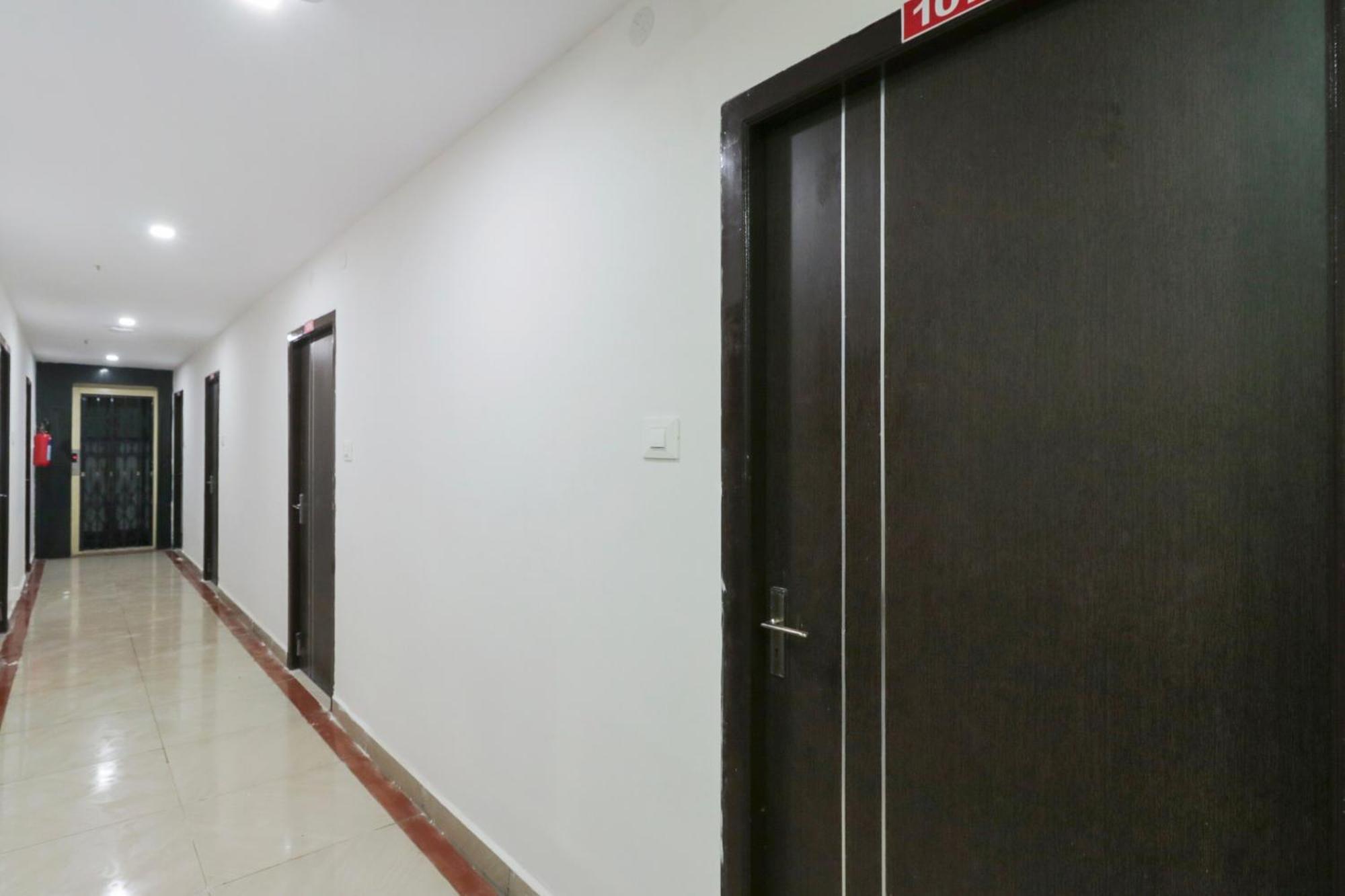 Hotel O Akshaya Elite Vijayawāda Exterior photo
