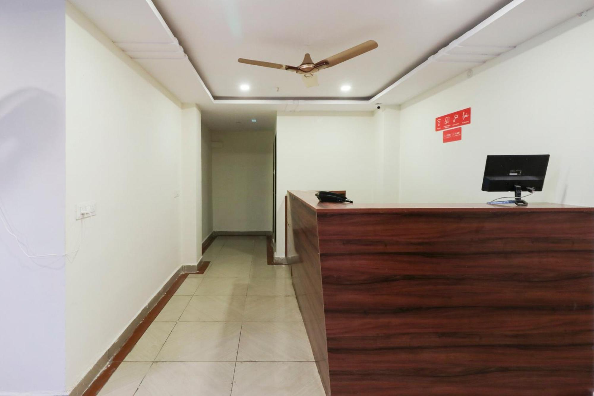 Hotel O Akshaya Elite Vijayawāda Exterior photo